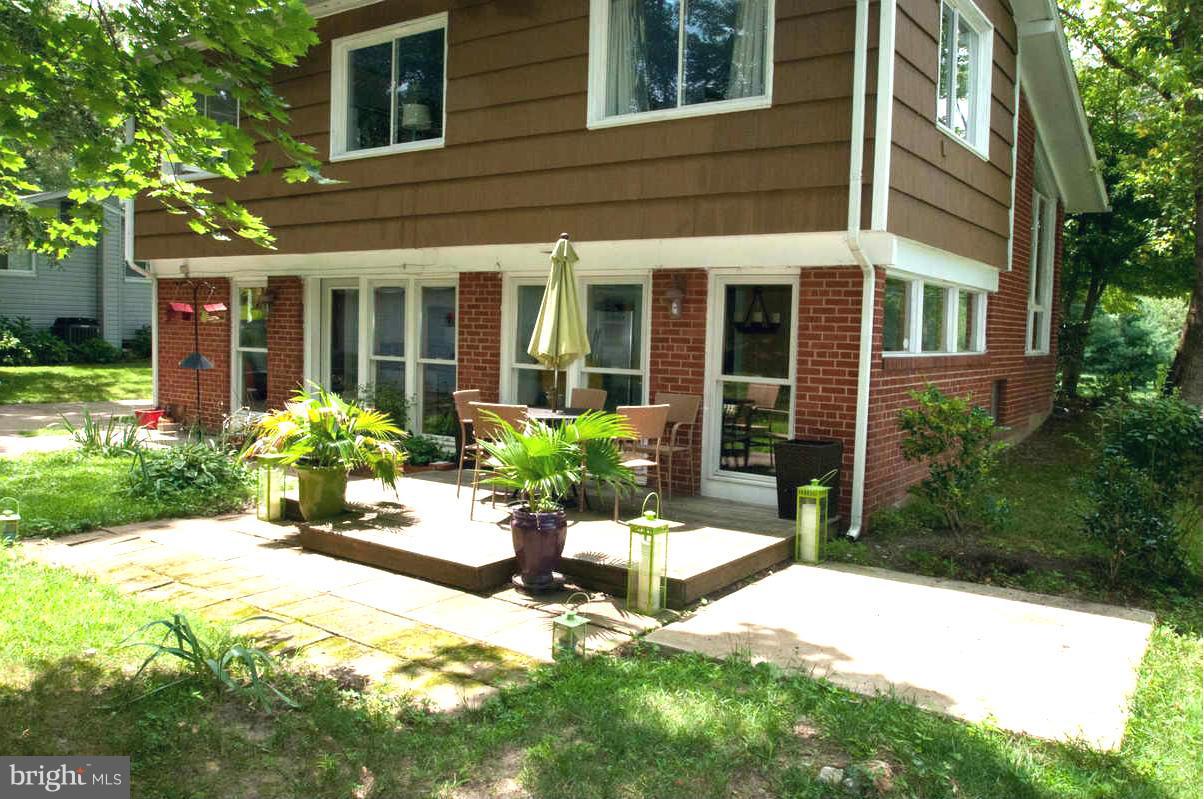 102 South Haven Road Annapolis, MD 21401 - Photo 2 of 23 Exterior (Rear)