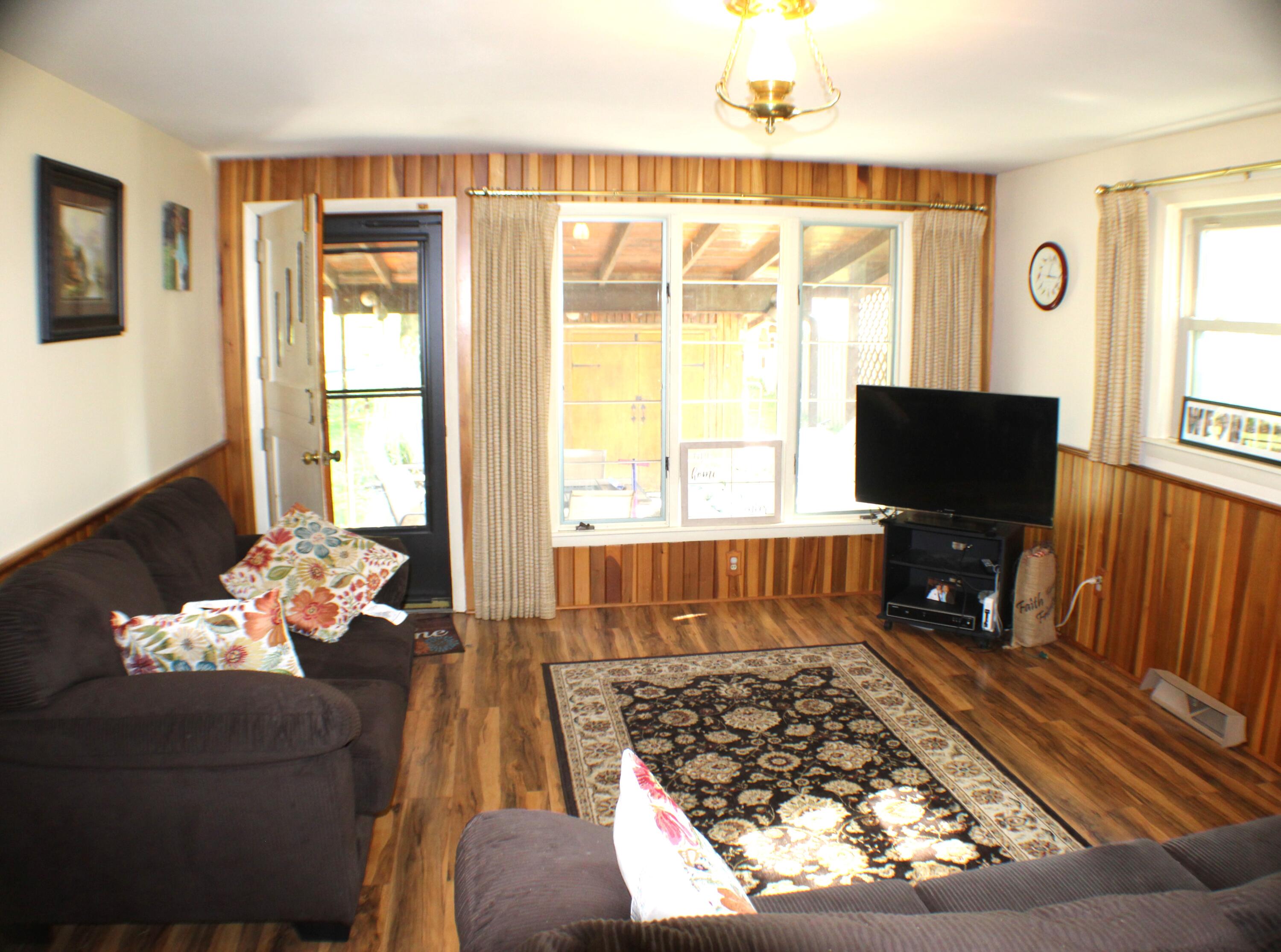 846 Huntersville Road Marlinton, WV 24954 - Photo 21 of 32 Gallery Image 21