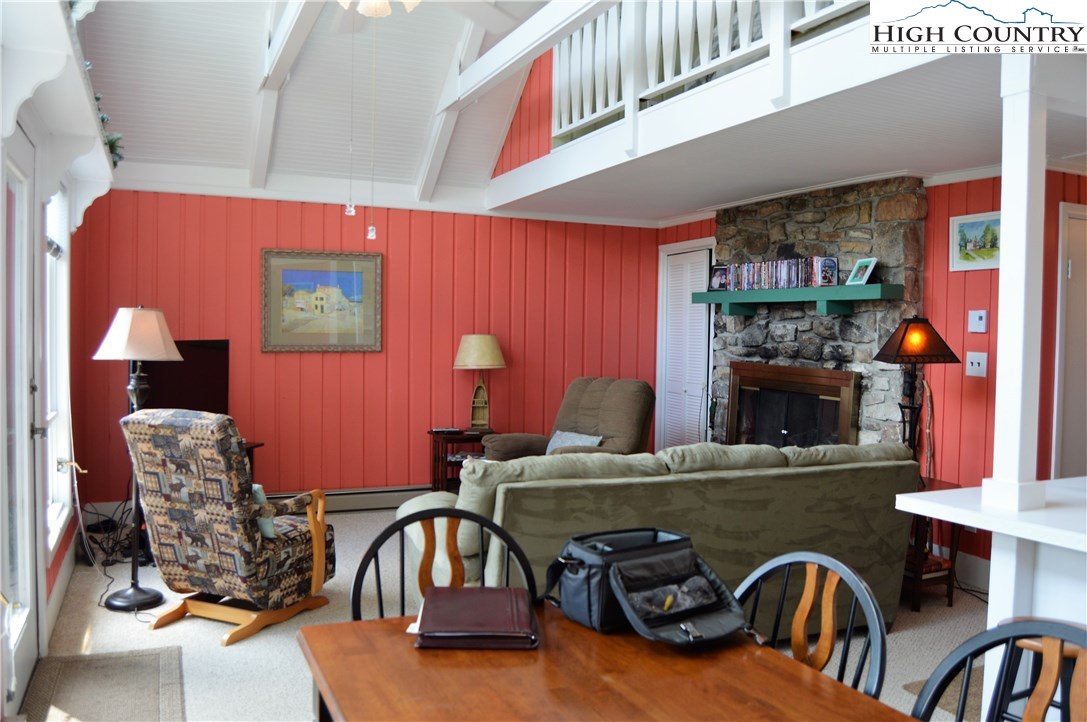 109 North Pinnacle Ridge Road, Unit 14 Beech Mountain, NC 28604 - Photo 3 of 19 Gallery Image 3