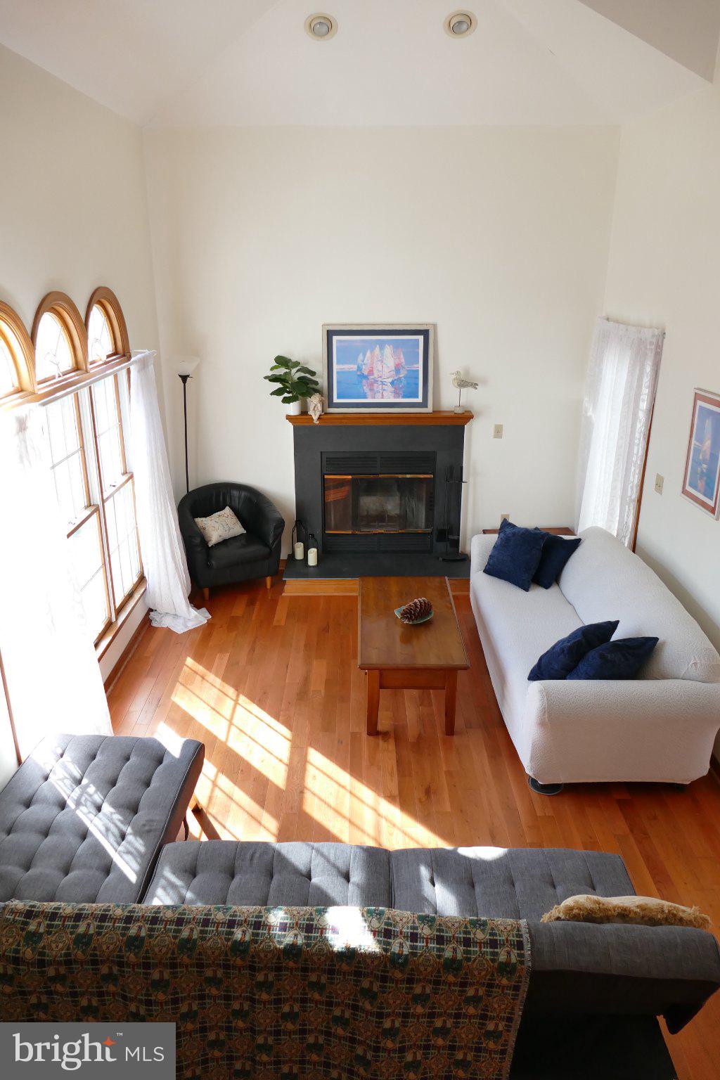 185 Windjammer Road Ocean Pines, MD 21811 - Photo 4 of 18 Sunlit living space with cozy charm.