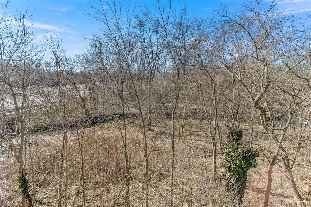 28418 West 8 Mile Road, Unit C2 Farmington Hills, MI 48336 - Photo 21 of 26