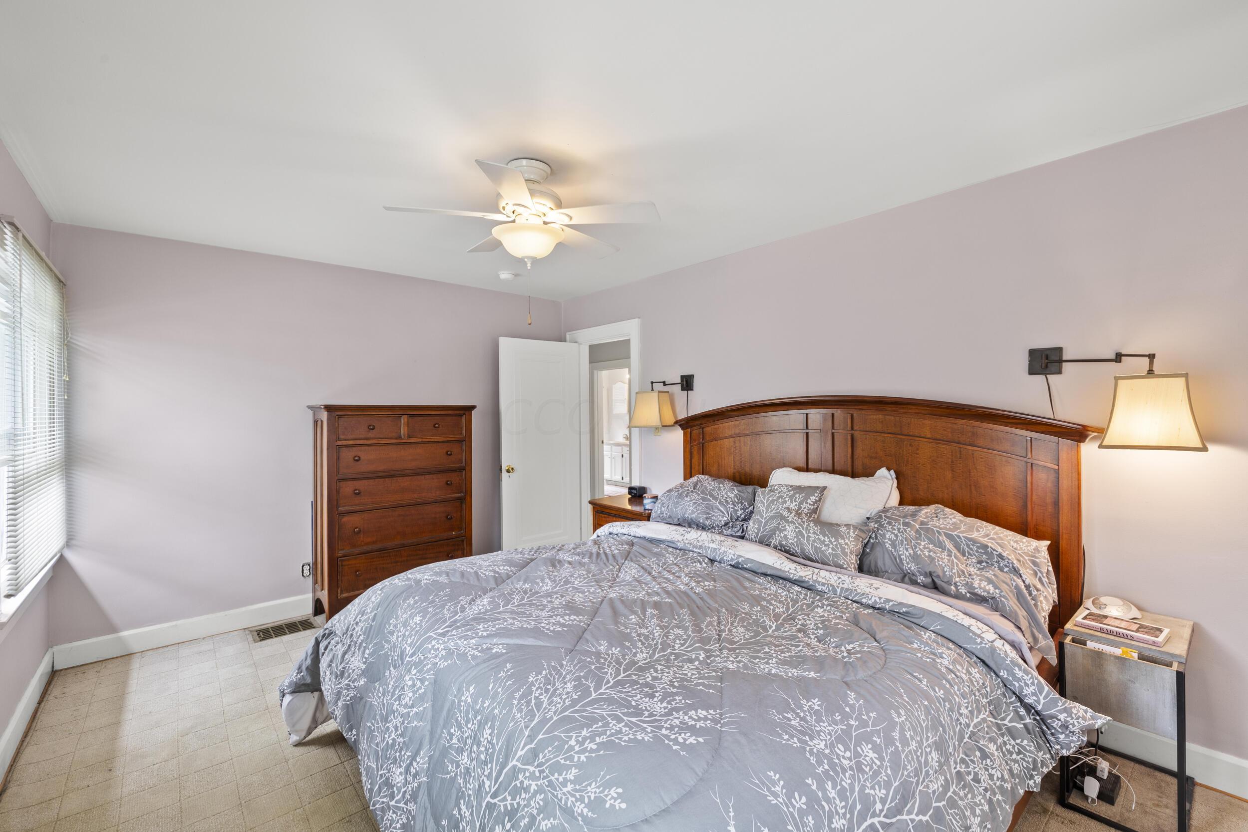 126 South Cassingham Road Columbus, OH 43209 - Photo 23 of 43 23_bedroom 1-03