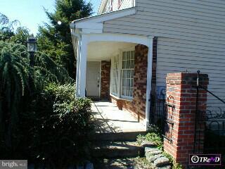 729 Windsor Place Wallingford, PA 19086 - Photo 2 of 6 Gallery Image 2
