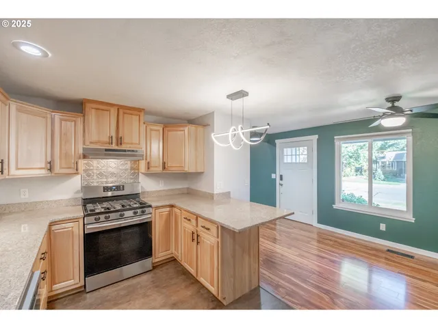 $460,000 | 317 Vincent Street, Philomath, OR 97370