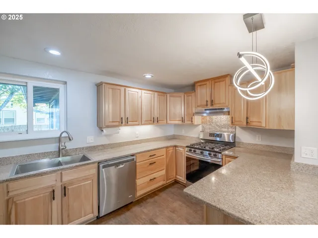 $460,000 | 317 Vincent Street, Philomath, OR 97370