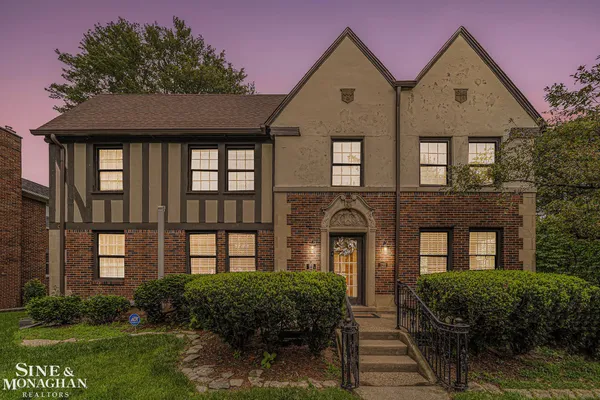$3,800 | 720 Trombley Road, Grosse Pointe Park, MI 48230