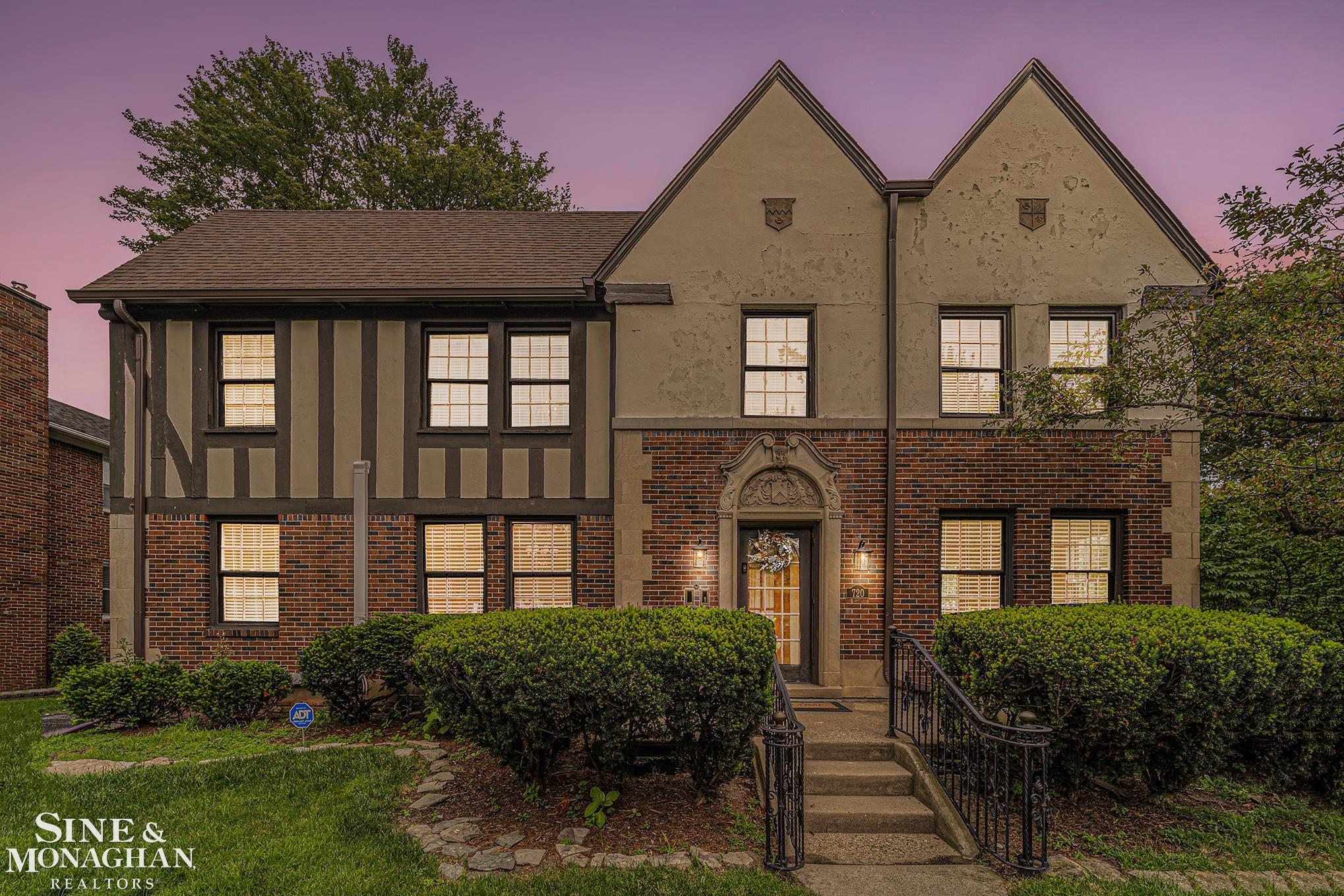 720 Trombley Road, Unit SECOND Grosse Pointe Park, MI 48230 - Photo 1 of 32