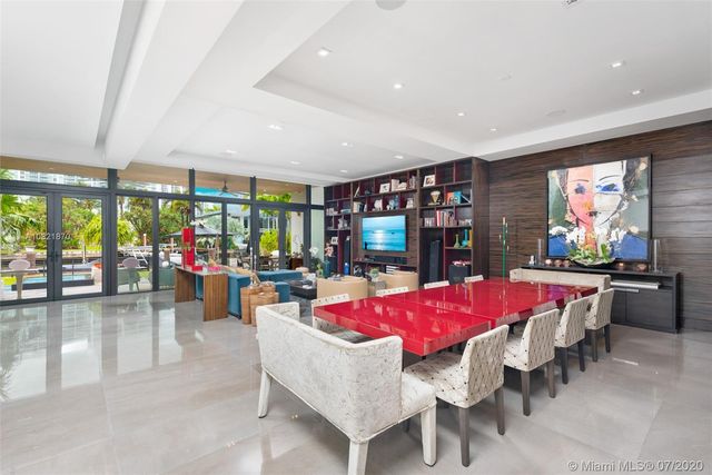 $5,350,000 | 364 Golden Beach Drive, Golden Beach, FL 33160