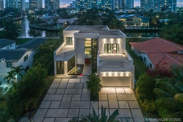 $5,350,000 | 364 Golden Beach Drive, Golden Beach, FL 33160