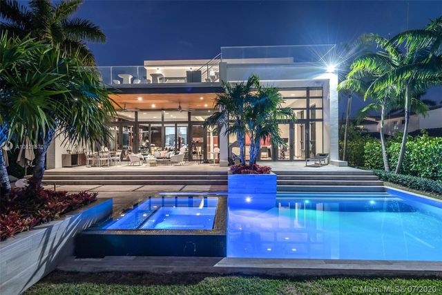 $5,350,000 | 364 Golden Beach Drive, Golden Beach, FL 33160