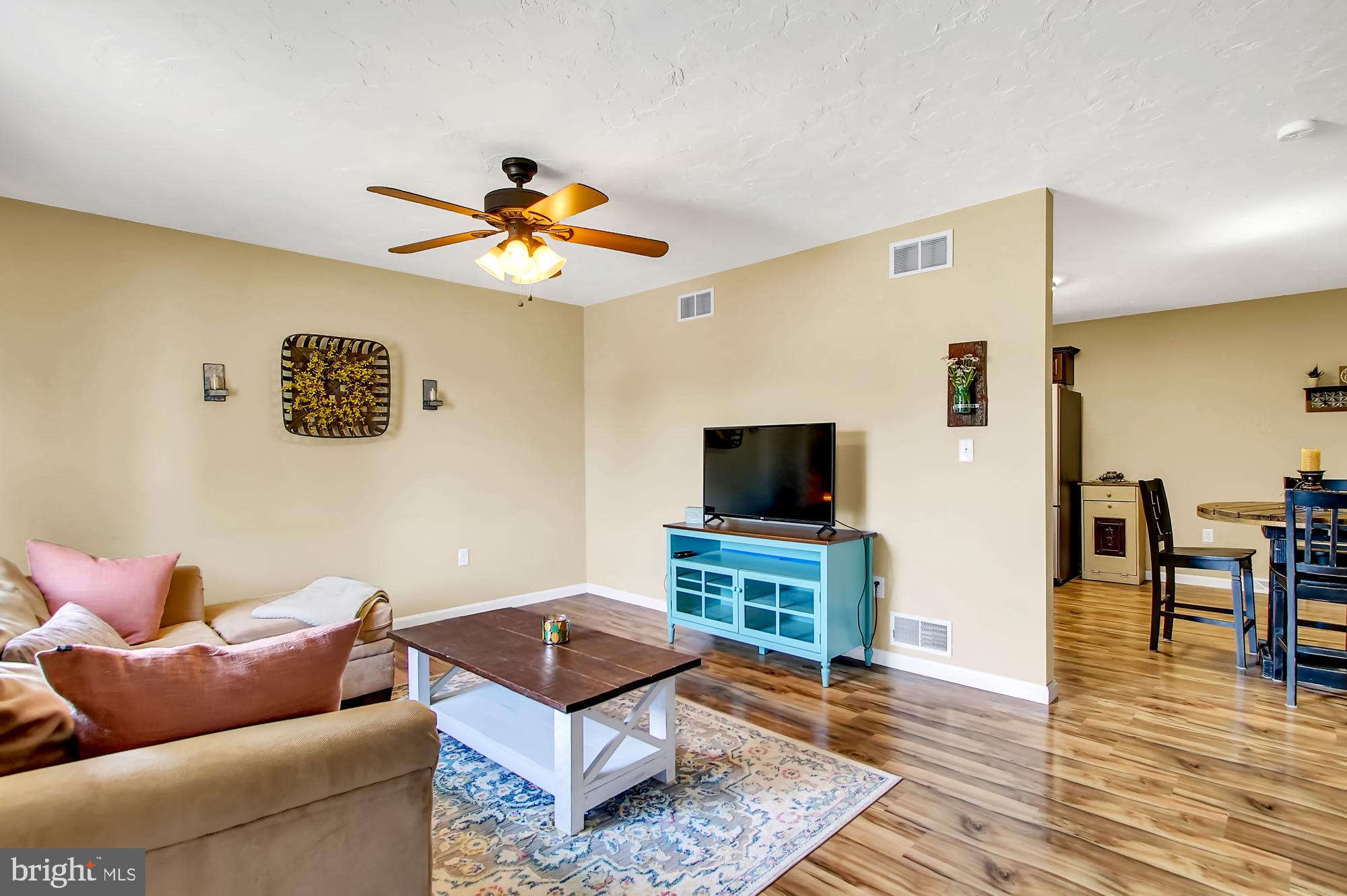 653 Fulton Street Hanover, PA 17331 - Photo 4 of 28 Gallery Image 4