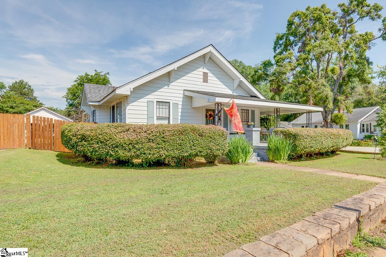 13 Perry Road Greenville, SC 29609 - Photo 2 of 35 Gallery Image 2