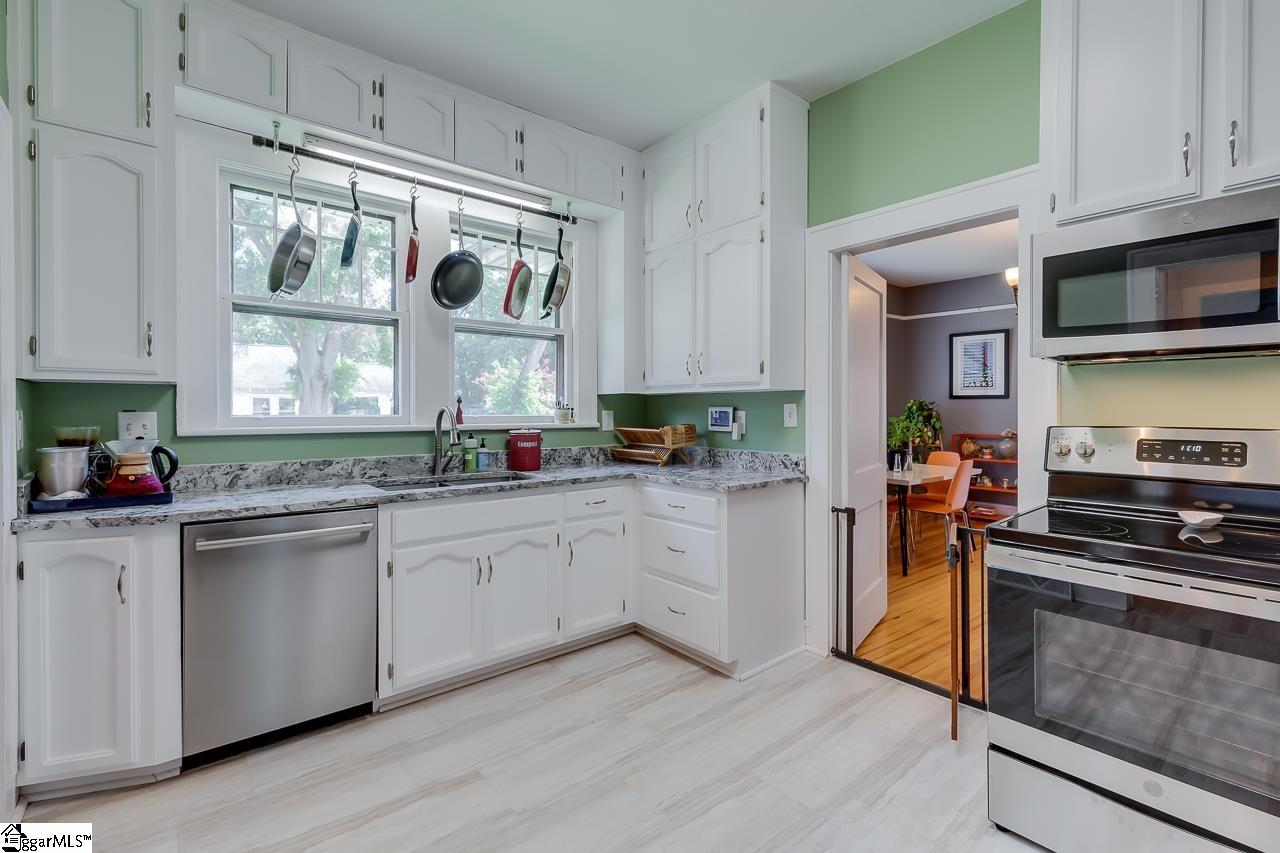 13 Perry Road Greenville, SC 29609 - Photo 14 of 35 Gallery Image 14