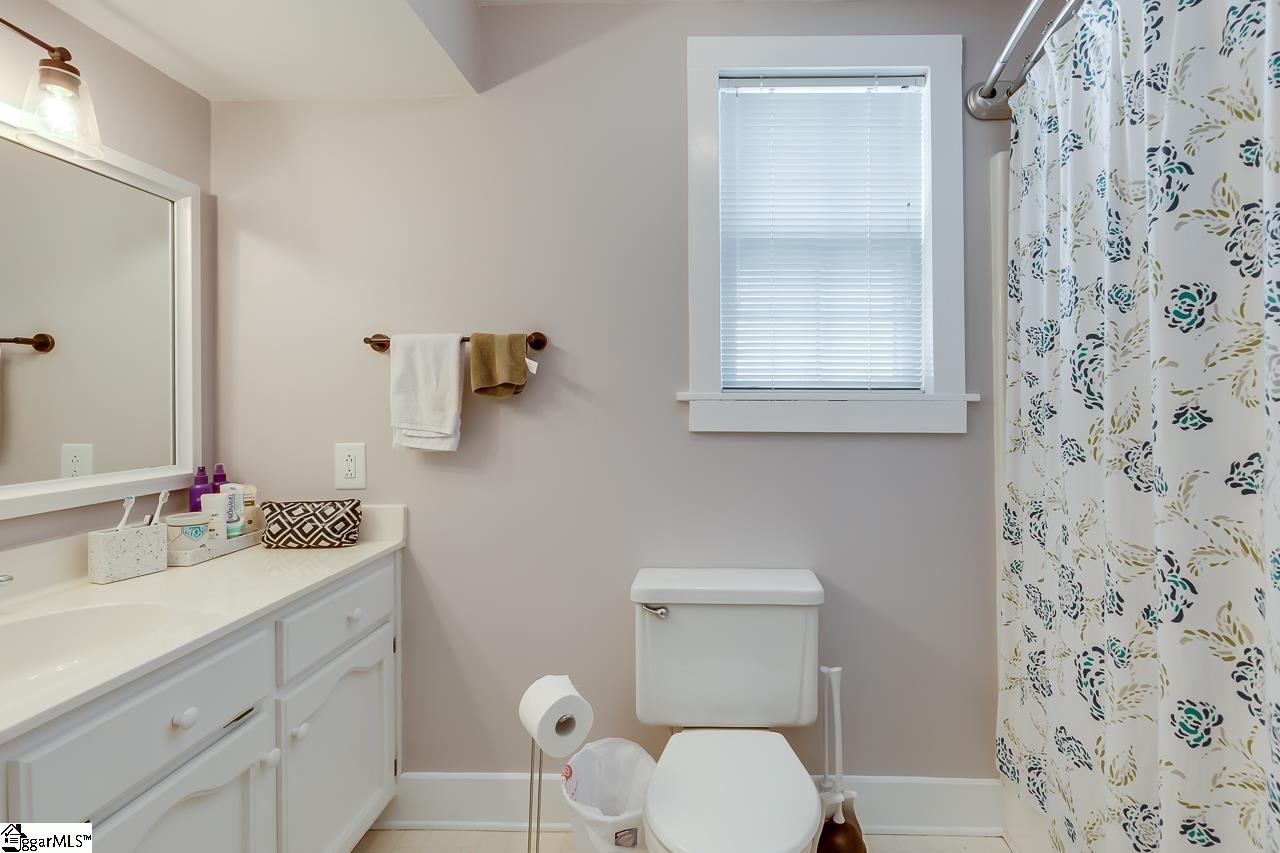 13 Perry Road Greenville, SC 29609 - Photo 25 of 35 Gallery Image 25