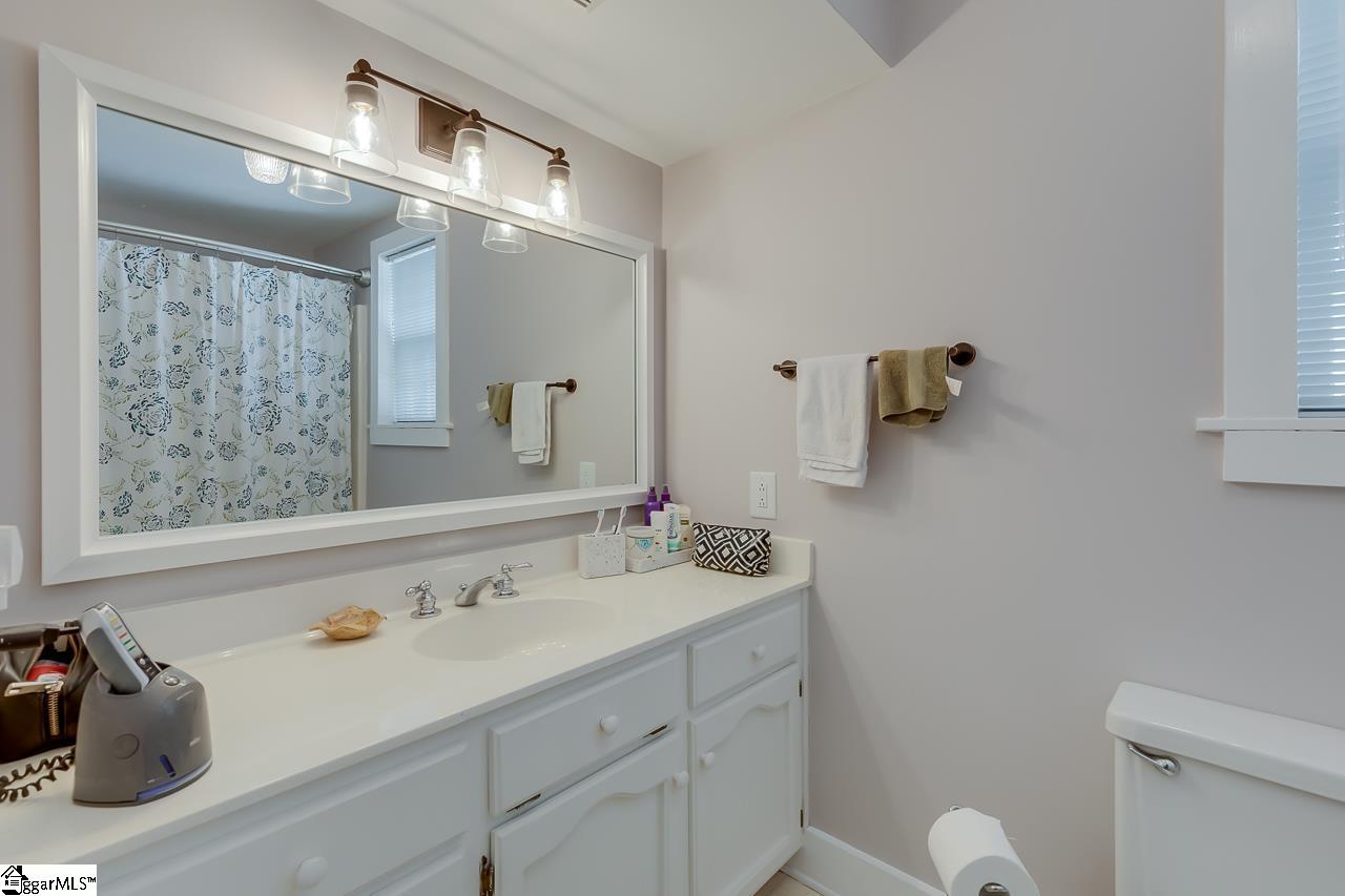 13 Perry Road Greenville, SC 29609 - Photo 26 of 35 Gallery Image 26