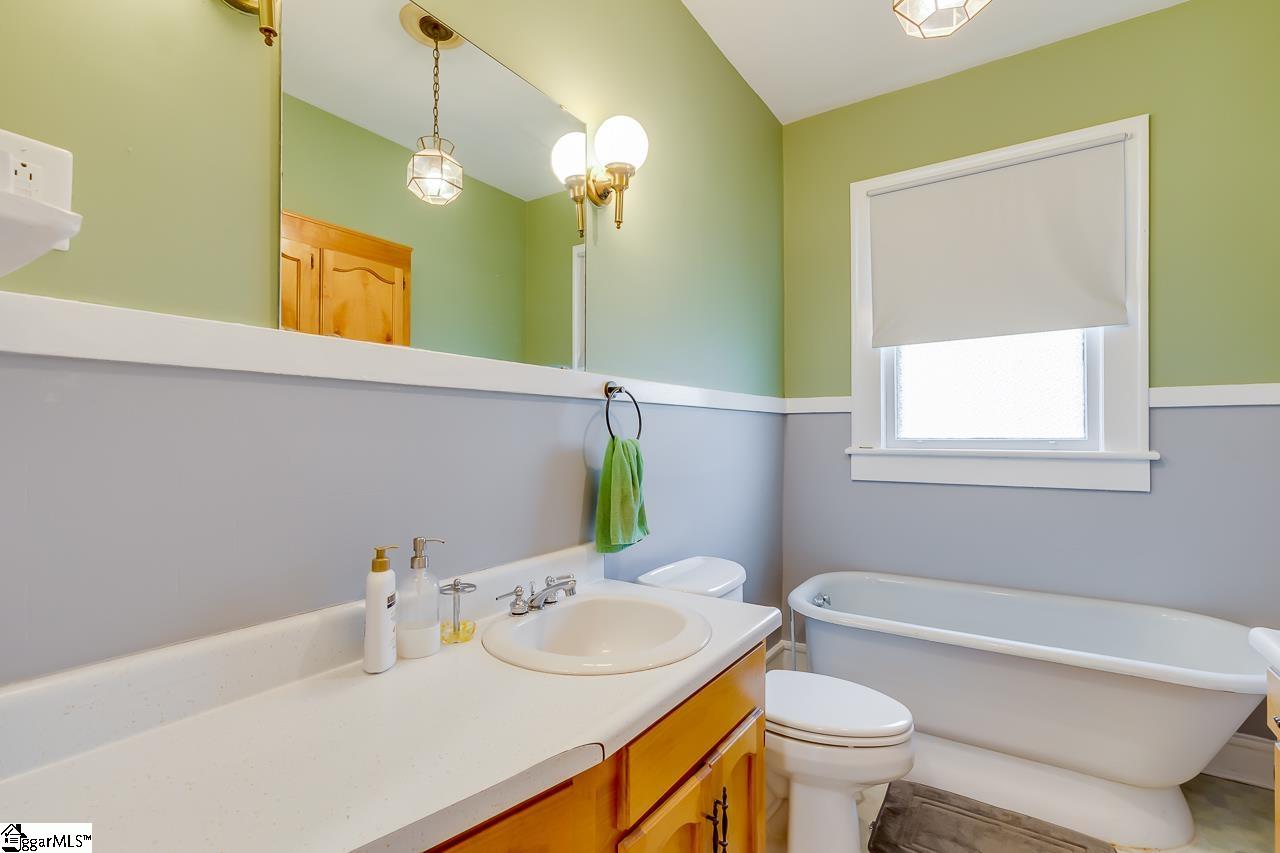 13 Perry Road Greenville, SC 29609 - Photo 30 of 35 Gallery Image 30