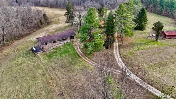 $699,999 | 7748 Zion Road, Tell City, IN 47586
