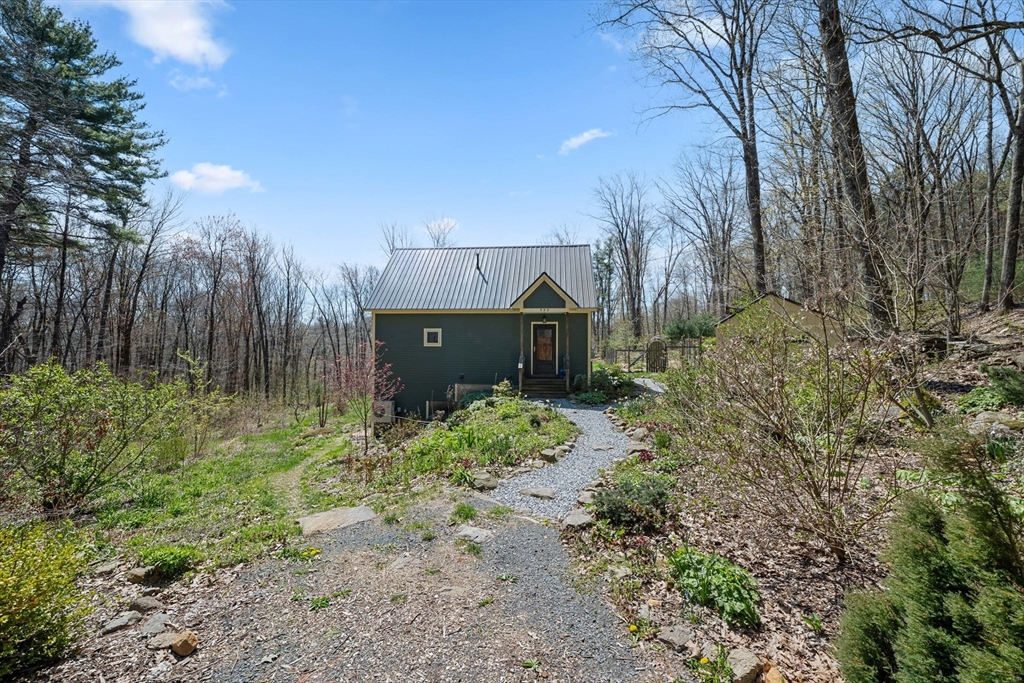999 Sheldon Road Barre, MA 01005 - Photo 2 of 41 Gallery Image 2