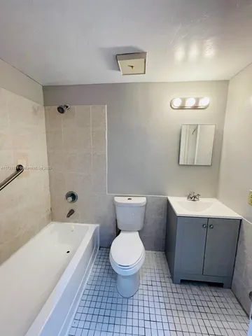 $210,000 | 777 Southwest 9th Avenue, Unit 519, Miami, FL 33130