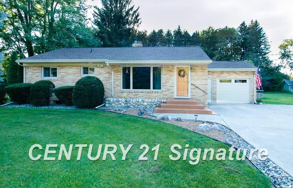 7735 North Gleaner Road Freeland, MI 48623 - Photo 1 of 21