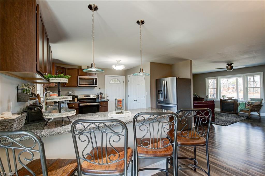 2615 Stutts Road Asheboro, NC 27205 - Photo 20 of 43 Great view of the Bar space!