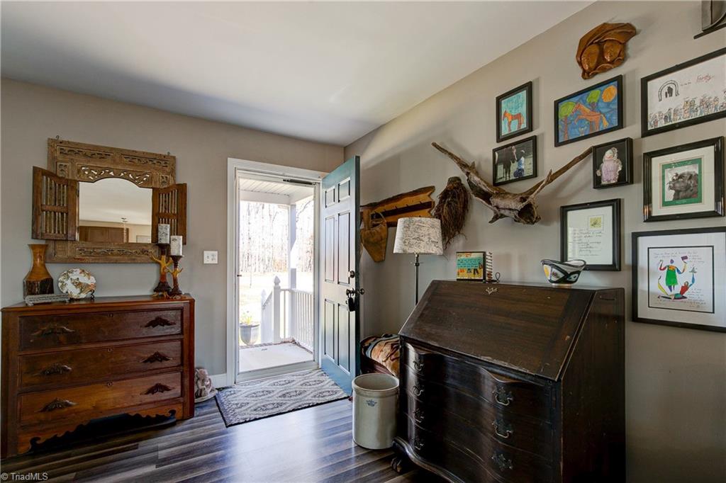 2615 Stutts Road Asheboro, NC 27205 - Photo 24 of 43 Lovely entry area