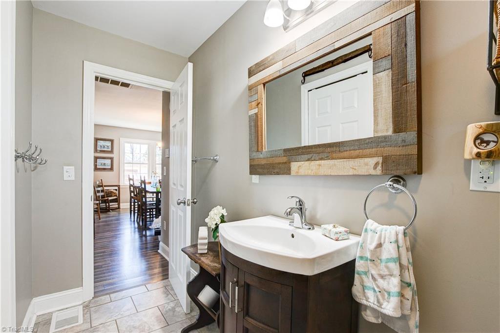 2615 Stutts Road Asheboro, NC 27205 - Photo 27 of 43 Bathroom with tile flooring