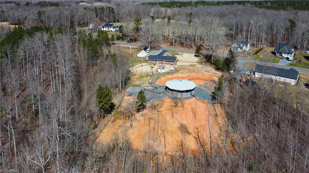 2615 Stutts Road Asheboro, NC 27205 - Photo 35 of 43 Check out all the horse space