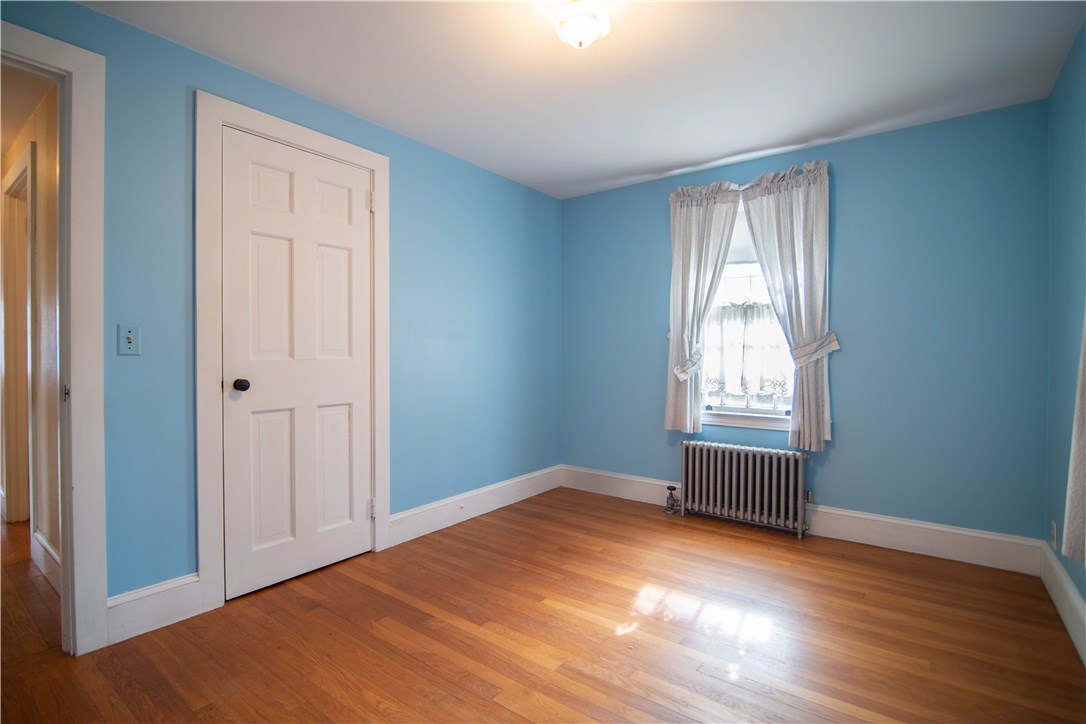 29 Westfield Road Warwick, RI 02888 - Photo 14 of 31 Gallery Image 14