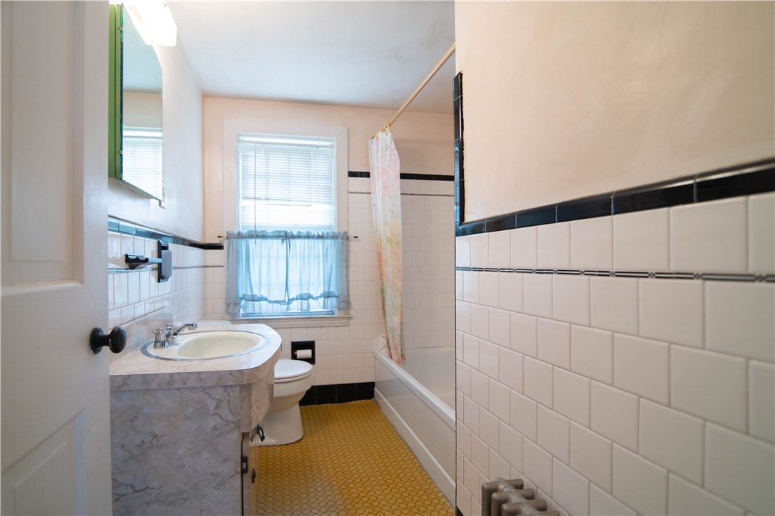 29 Westfield Road Warwick, RI 02888 - Photo 19 of 31 Gallery Image 19