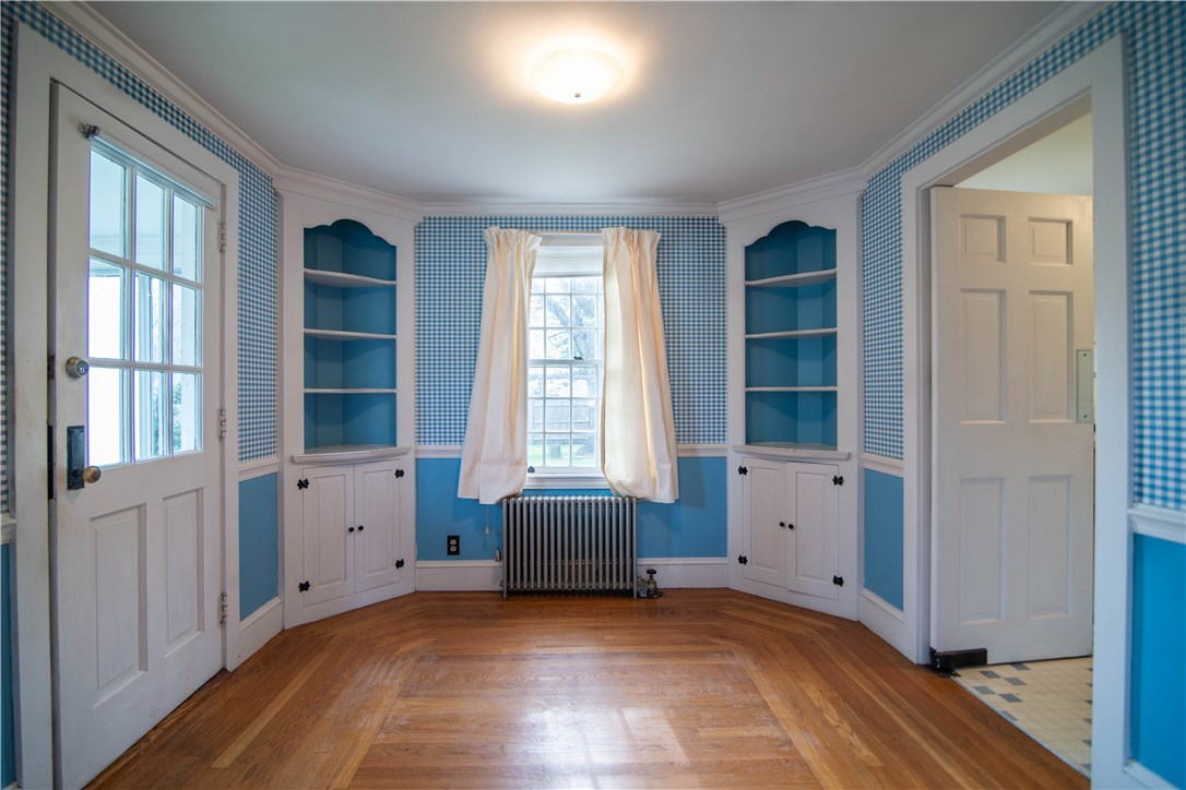 29 Westfield Road Warwick, RI 02888 - Photo 7 of 31 Gallery Image 7