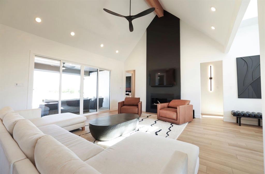 6724 Clearwater Ranch Road Wills Point, TX 75169 - Photo 7 of 38 a living room with furniture and a large window