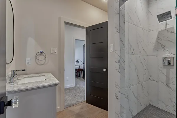 $8,999,999 | 22199 Interstate Highway North, Buffalo, TX 75831