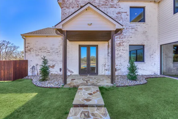 $8,999,999 | 22199 Interstate Highway North, Buffalo, TX 75831