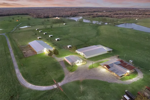 $8,999,999 | 22199 Interstate Highway North, Buffalo, TX 75831