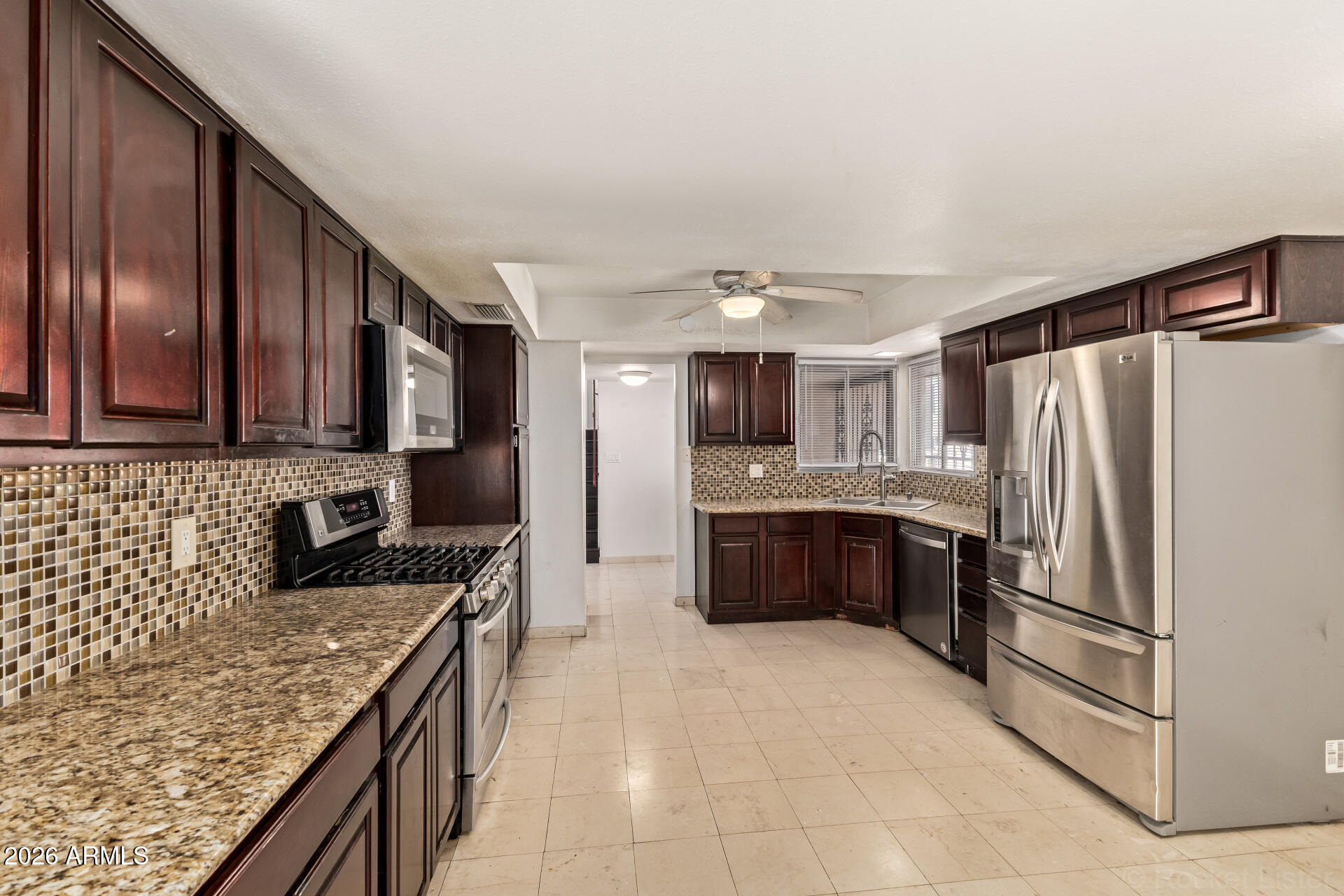 8625 East Osborn Road Scottsdale, AZ 85251 - Photo 14 of 42 Kitchen