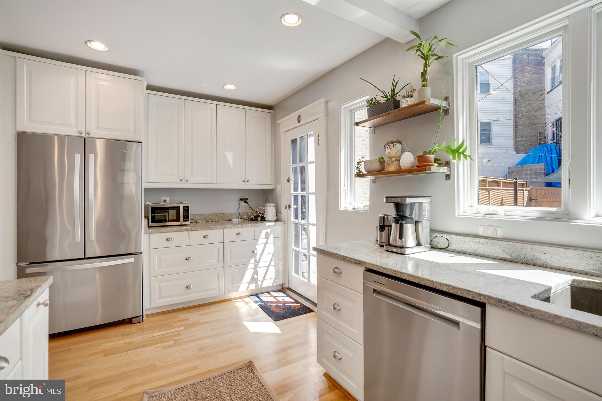 1822 Irving Street Northwest Washington, DC 20010 - Photo 10 of 23 Kitchen