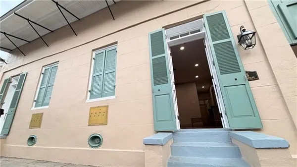 $350,000 | 618 Dauphine Street, Unit 1B, New Orleans, LA 70112