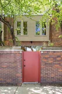 $1,199,000 | 1932 North Larrabee Street, Chicago, IL 60614