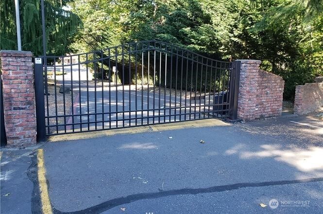 2114 Southeast 8th Drive Renton, WA 98057 - Photo 9 of 9