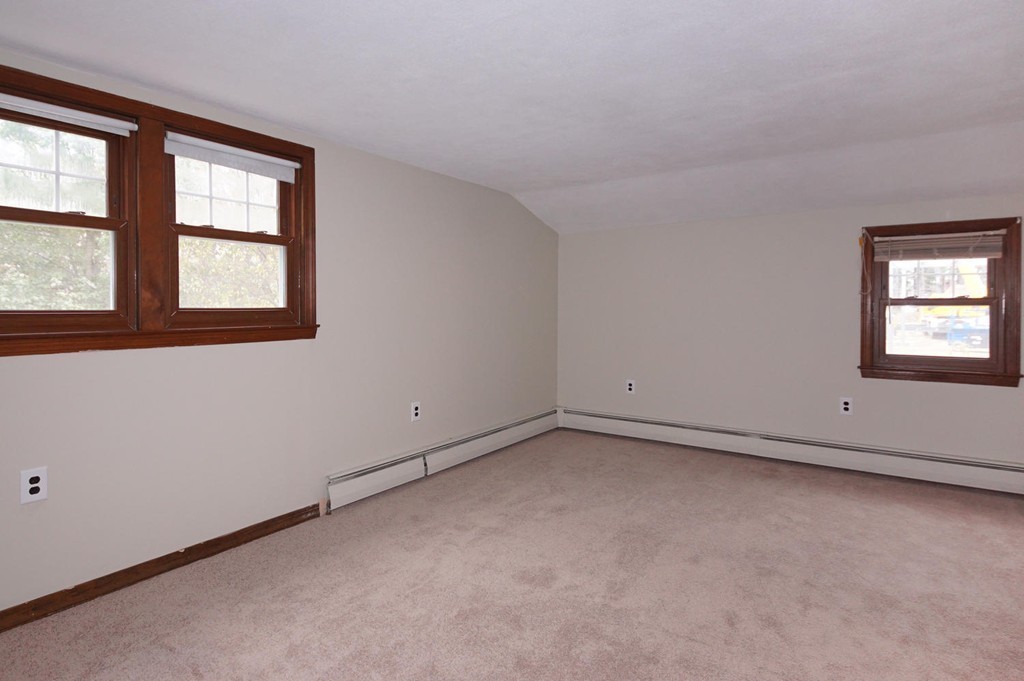 14 Dearborn Road Burlington, MA 01803 - Photo 13 of 17