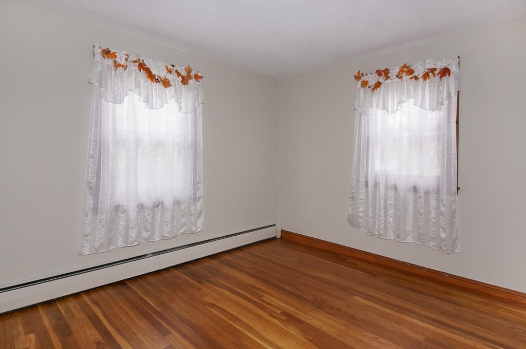 14 Dearborn Road Burlington, MA 01803 - Photo 9 of 17