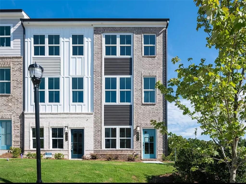 2646 Creekside Dr Northwest  