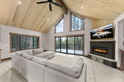 $1,350,000 | 1645 Iroquois Circle, South Lake Tahoe, CA 96150