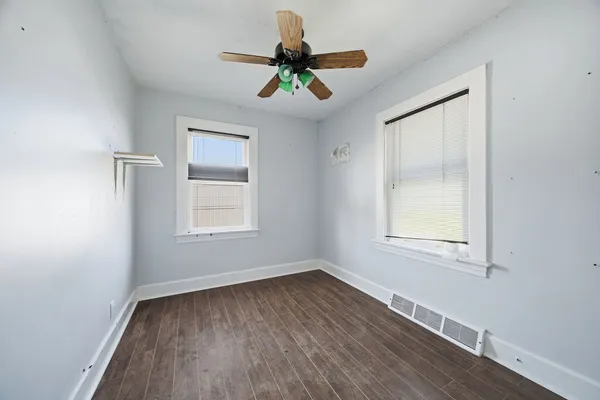 $2,500 | 2261 136th Street, Blue Island, IL 60406