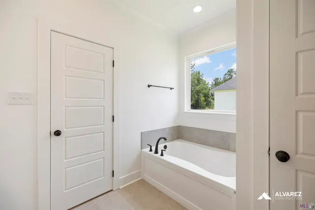 $433,990 | 4024 Kelly Lake Lane, Madisonville, LA 70447