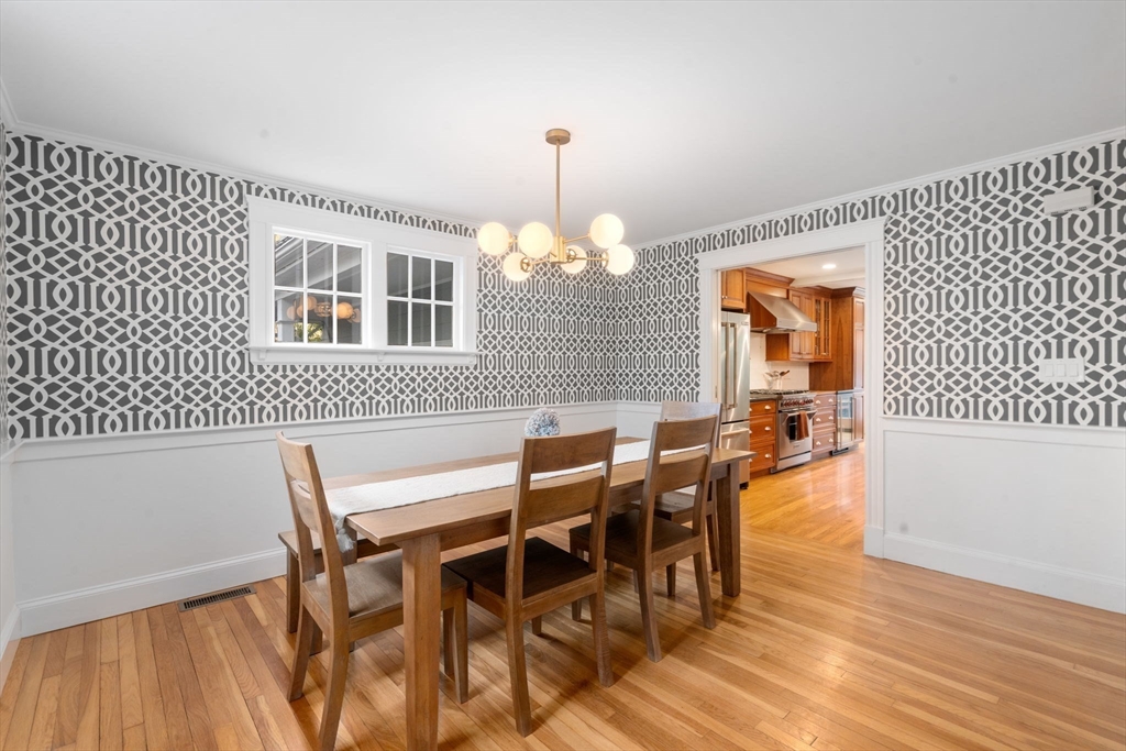 272 Quinobequin Road Newton, MA 02468 - Photo 16 of 31