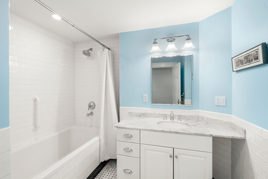 272 Quinobequin Road Newton, MA 02468 - Photo 27 of 31