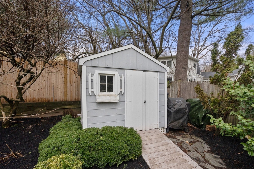 272 Quinobequin Road Newton, MA 02468 - Photo 29 of 31