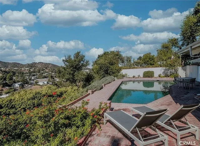 $8,950 | 3551 Westfall Drive, Encino, CA 91436